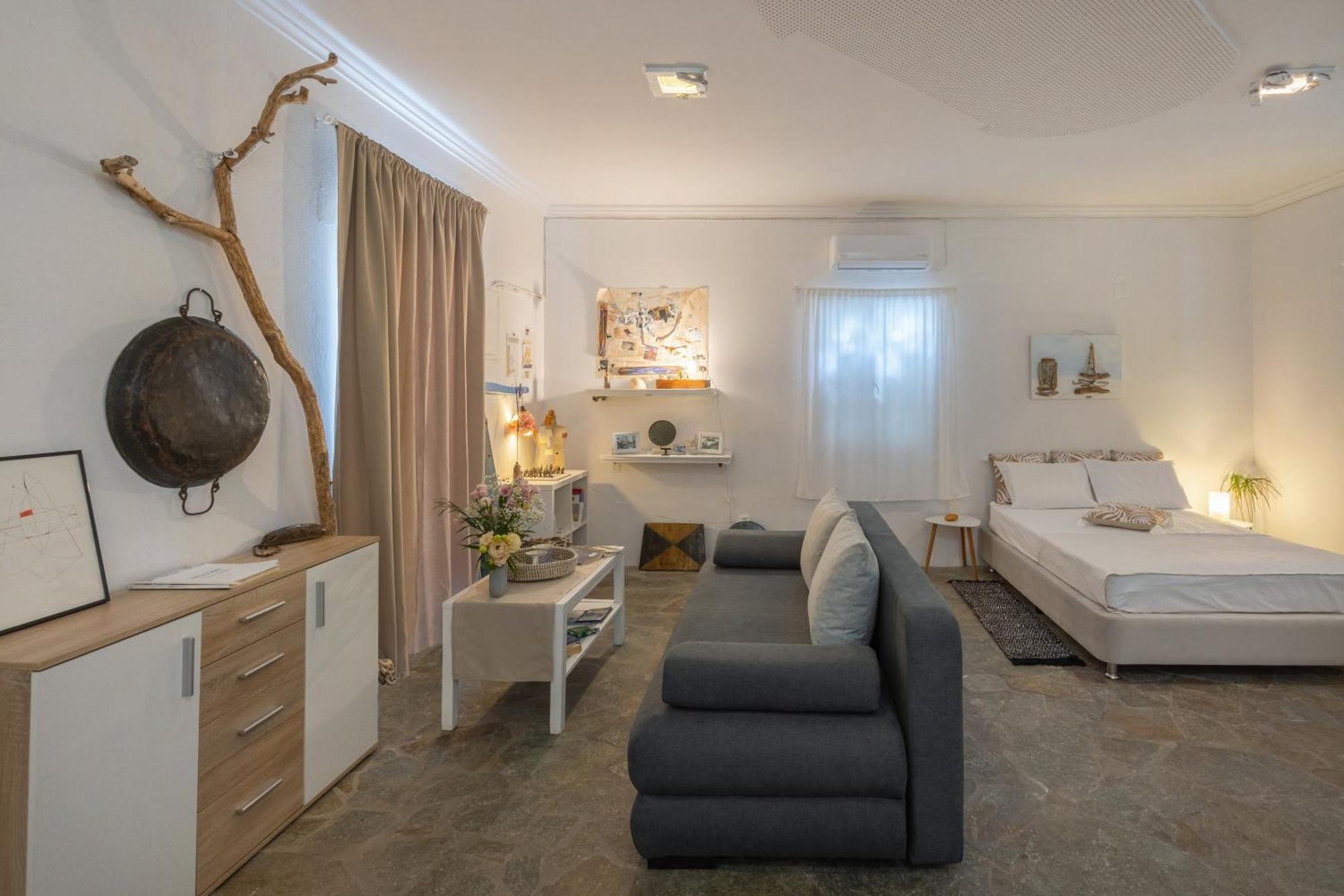 Studio Home Naousa  Room photo