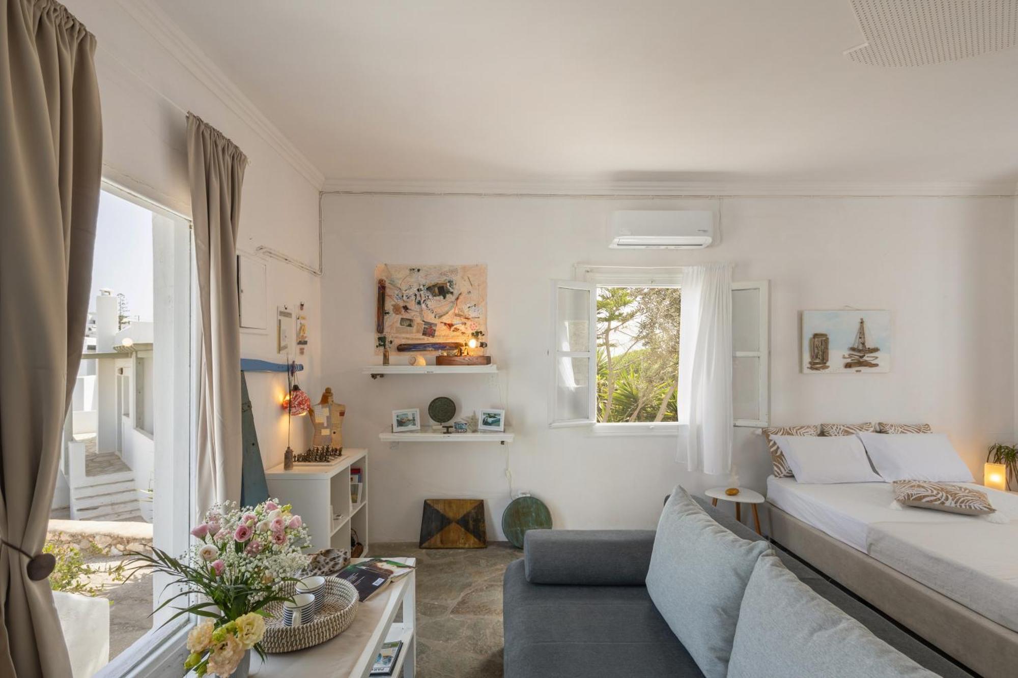 Studio Home Naousa  Room photo
